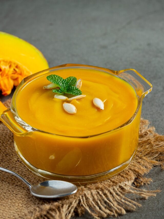 Delicious 4 ingredients recipe for Aamras, a summer pleasure.