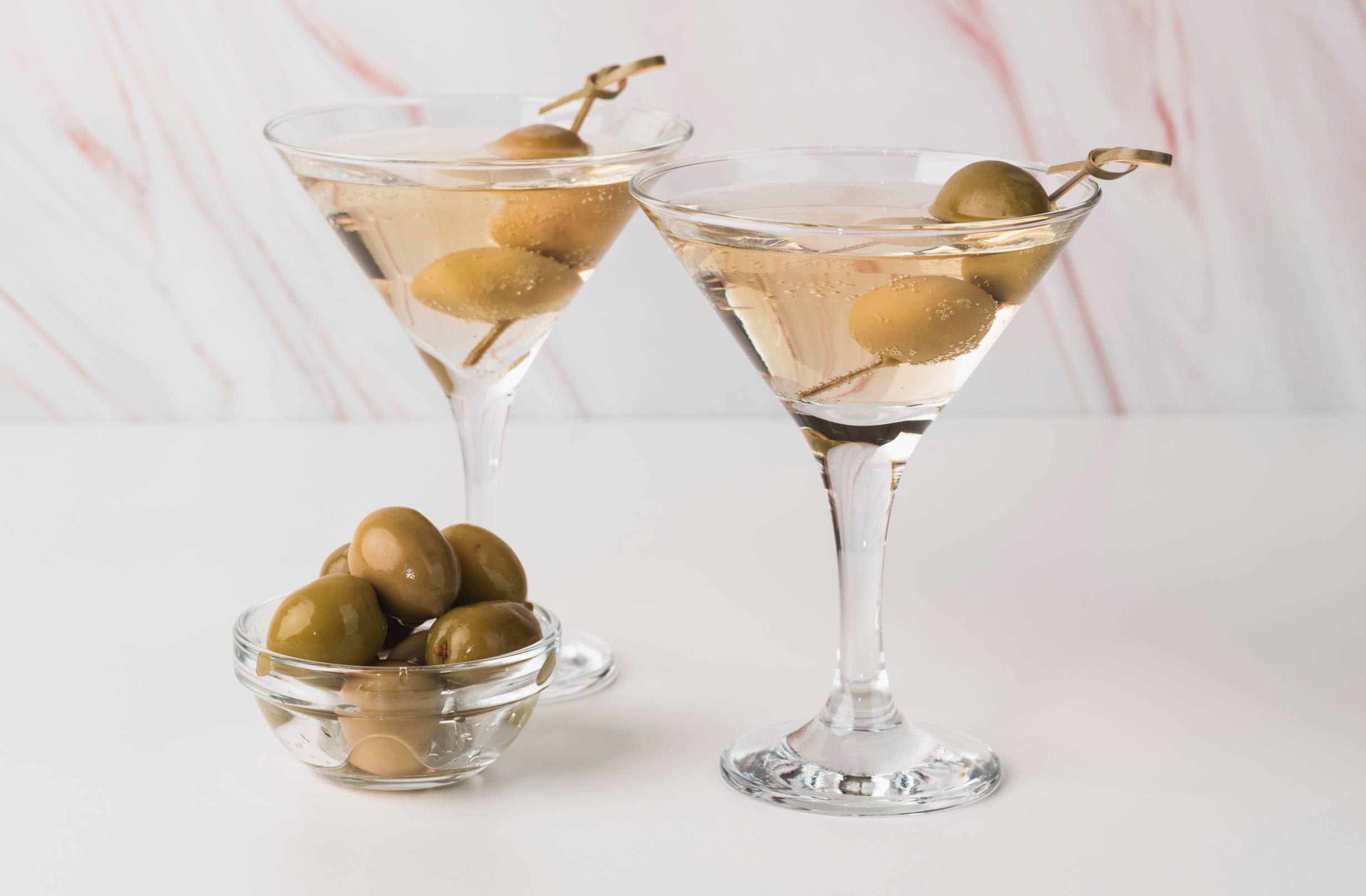 Easy dirty martini recipe | Dirty road martini